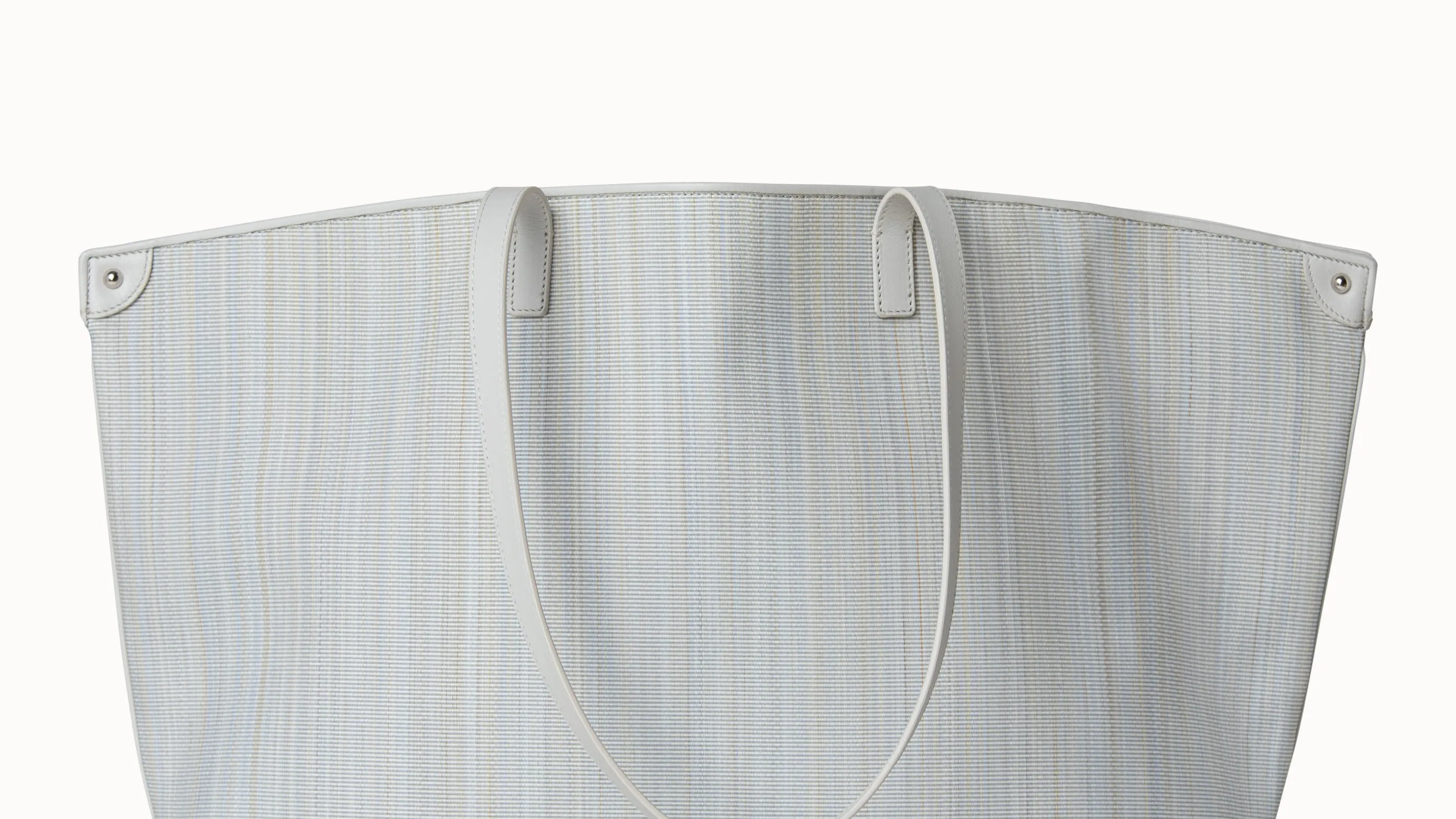 Ai Medium Shoulder Tote