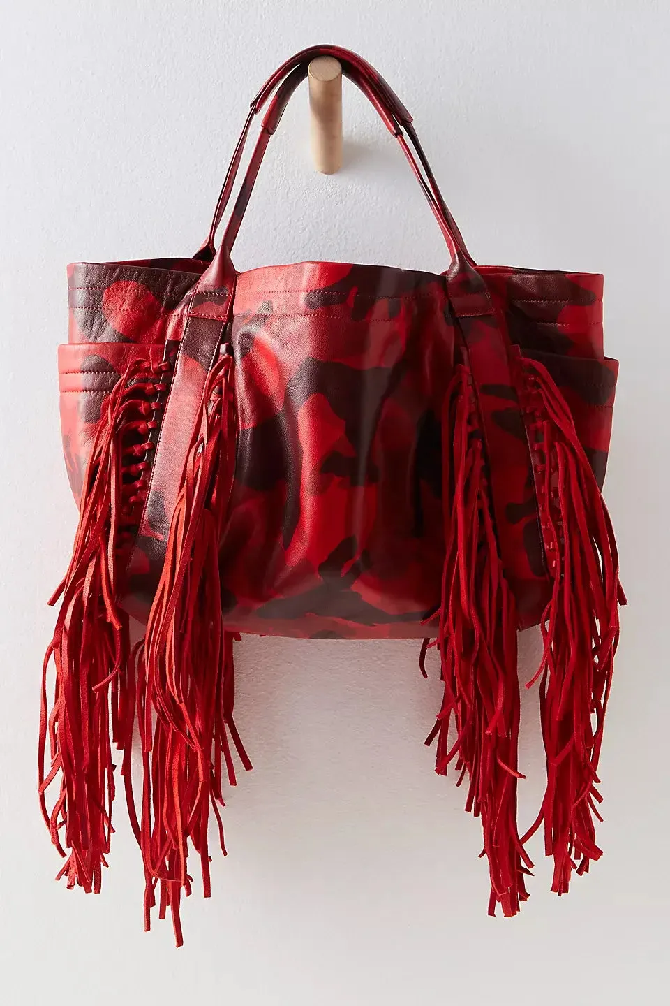 Camuffare fringe tote