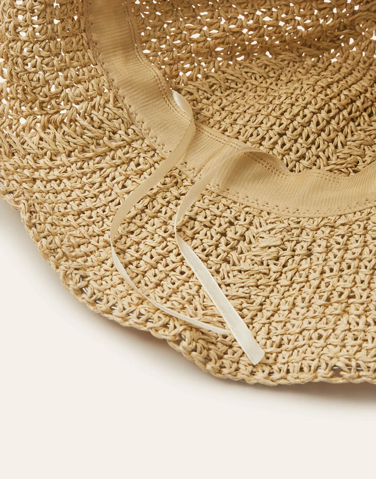 Gorro bucket liso beige