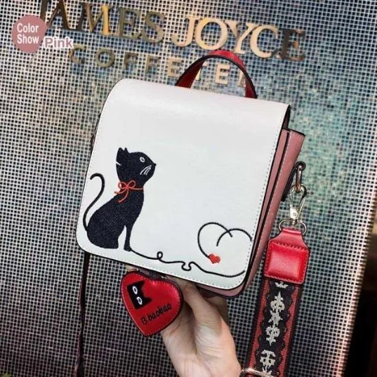 Love Meow Messenger Bag