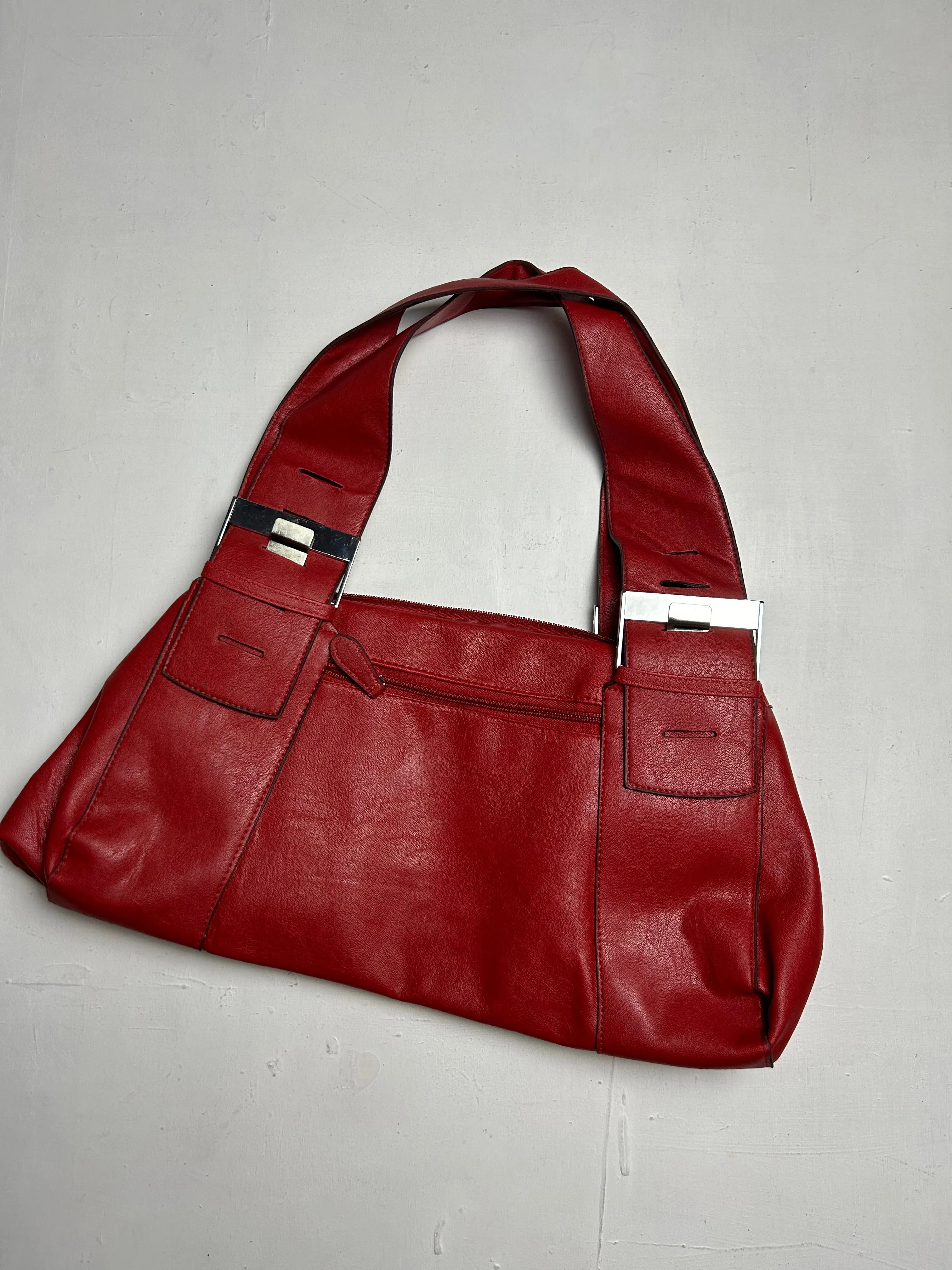 Red pvc leather buckle belt uni besace shoulder bag